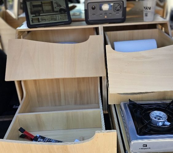 matériel de camping pour van